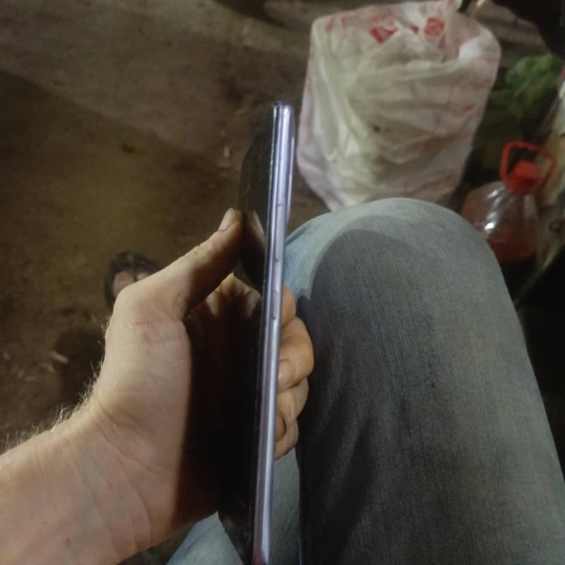 Infinix Hot 11s 8