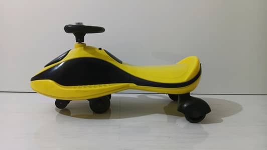 Swing car kid - Bullet Train