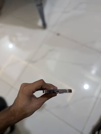 Apple iPhone 14 Pro