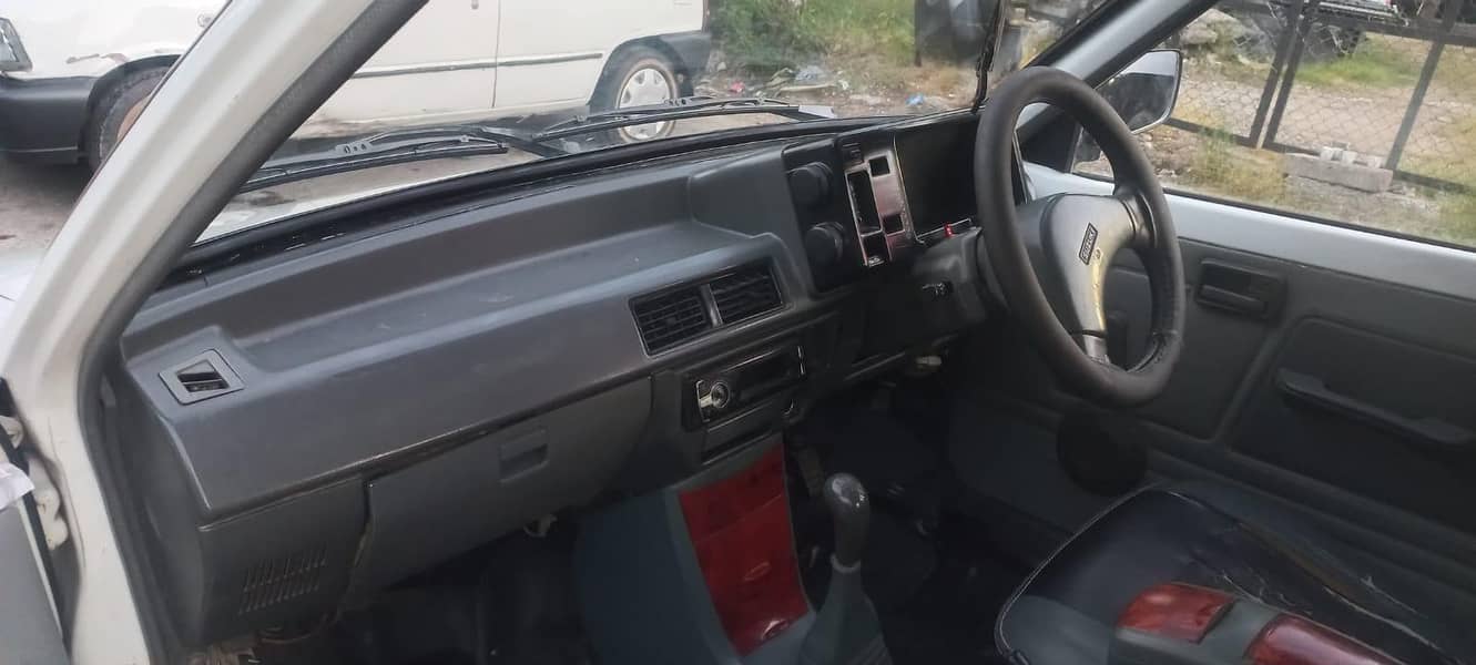 Suzuki Mehran VXR 2015 10