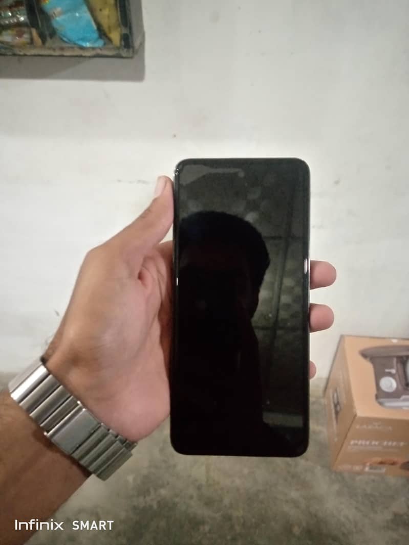 Tecno Spark 20(No Exchange) 1