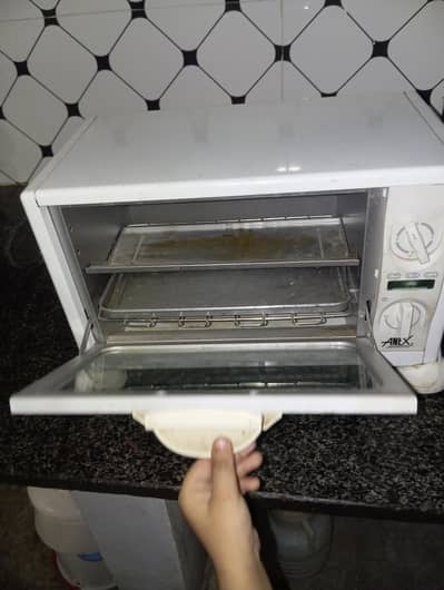 oven new not use at all