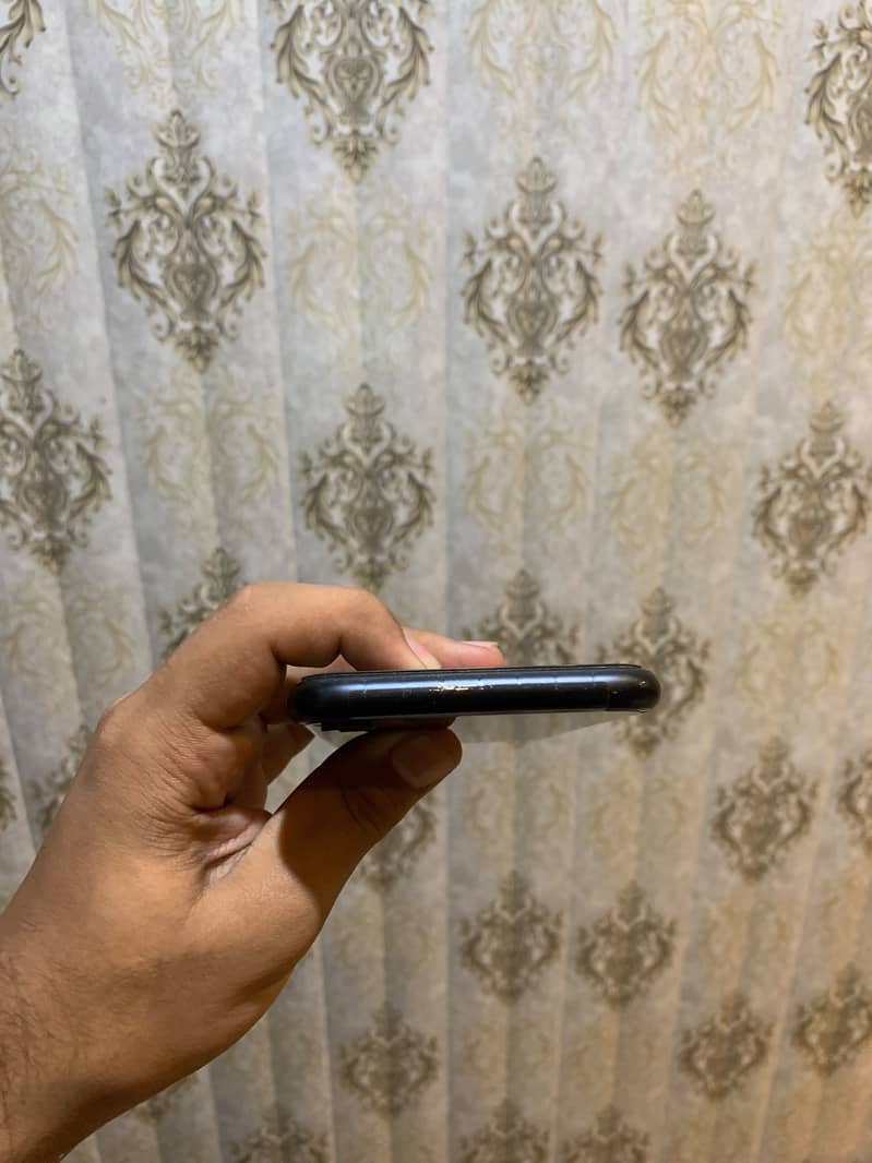 Apple iPhone XR 2