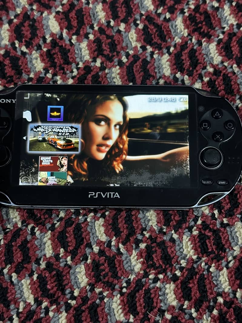 Ps Vita 1000 OLED 5