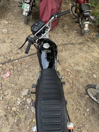 Honda 125 black 10/10