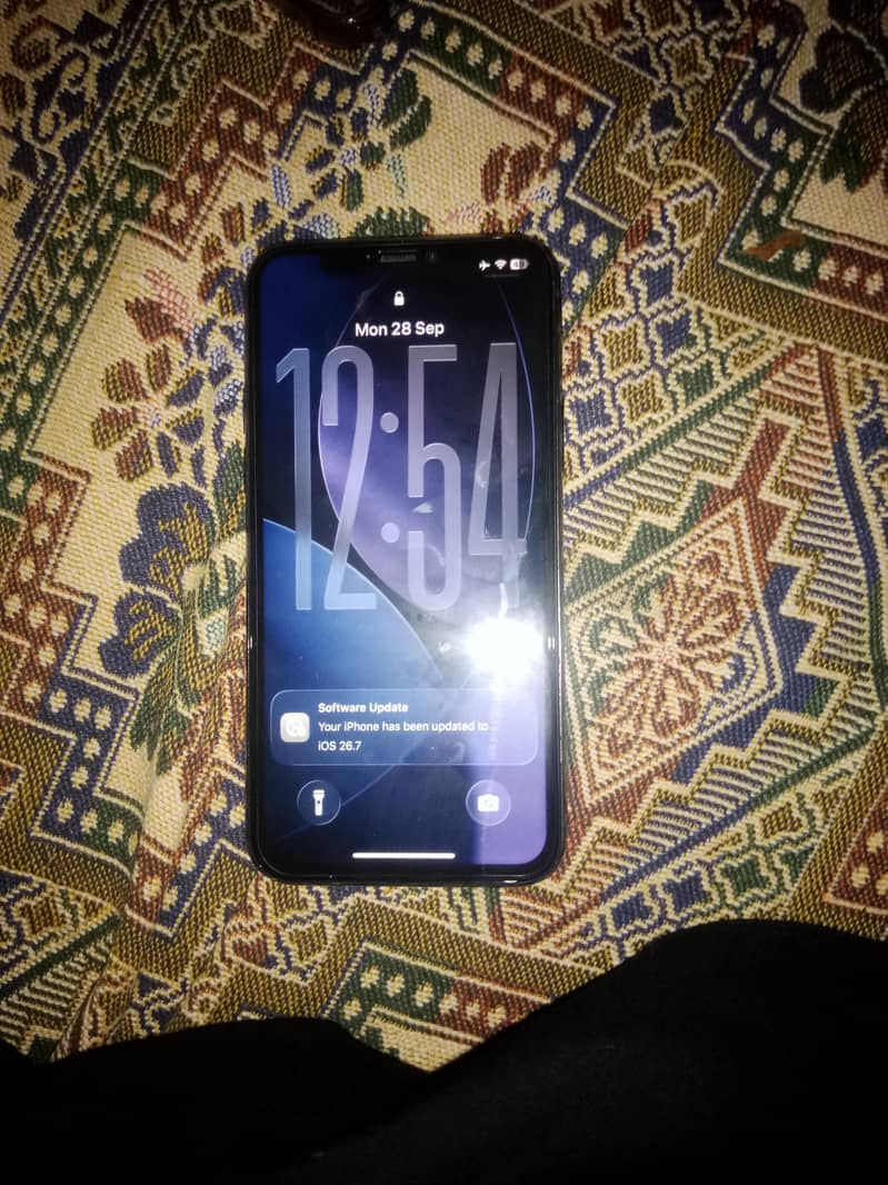 Apple iPhone 11 Pro 1