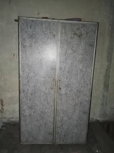 almari for sale urgently