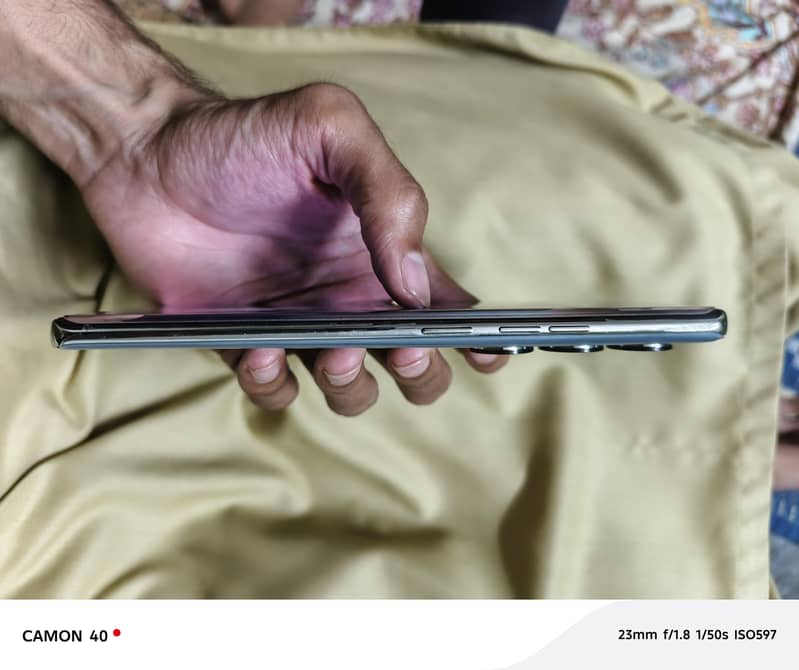 Tecno CAMON 40 Pro 4
