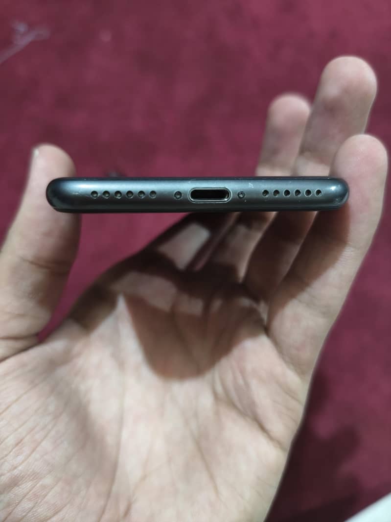 Apple iPhone 8 2
