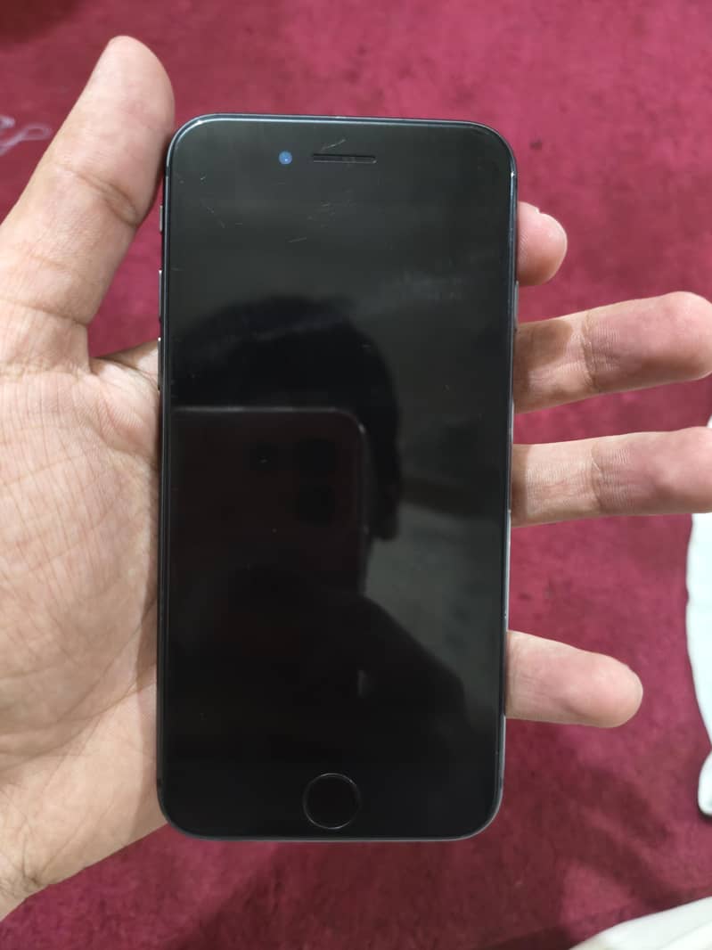 Apple iPhone 8 6