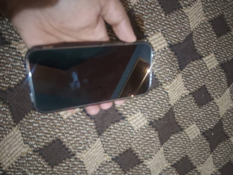 Apple iPhone 15 3