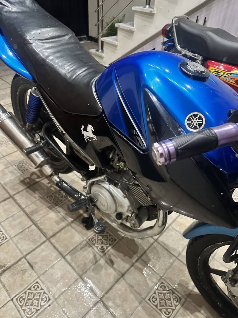 Yamaha ybr 125 3