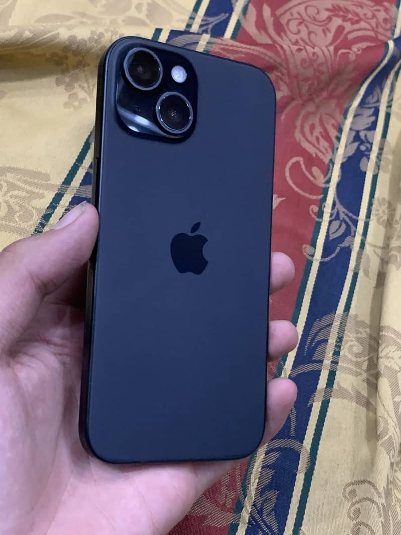 Apple iPhone 15 1