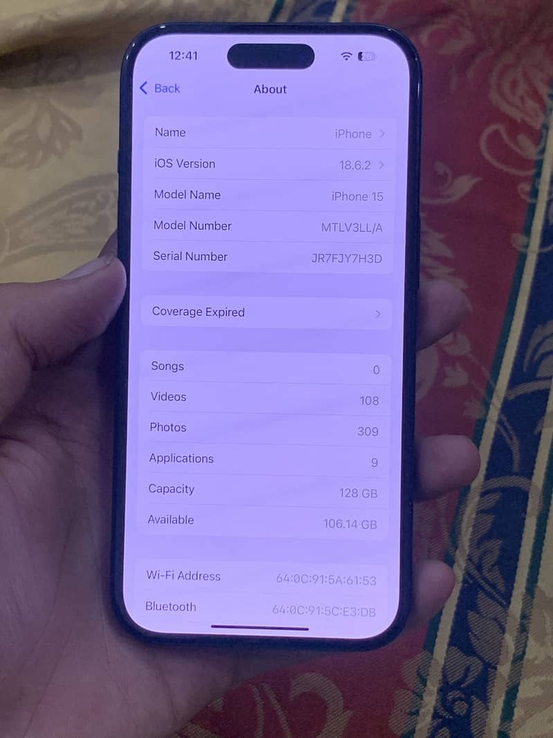 Apple iPhone 15 9
