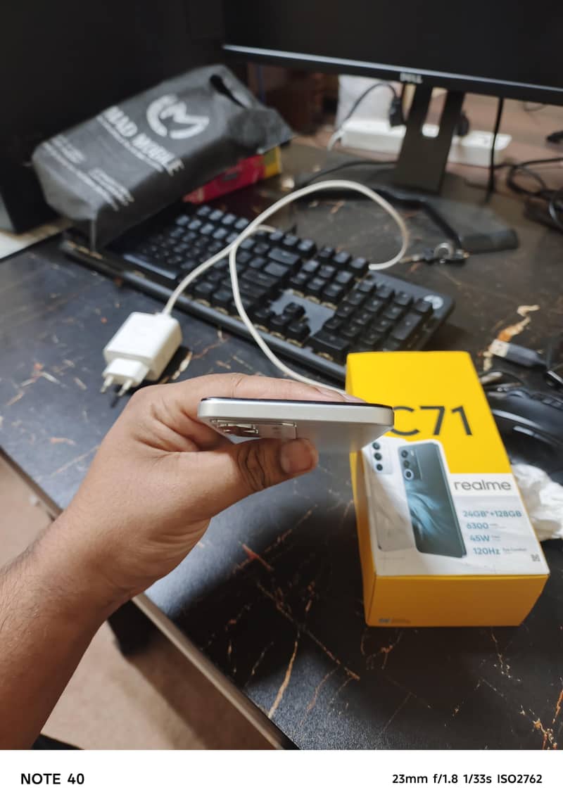 Realme C71 8