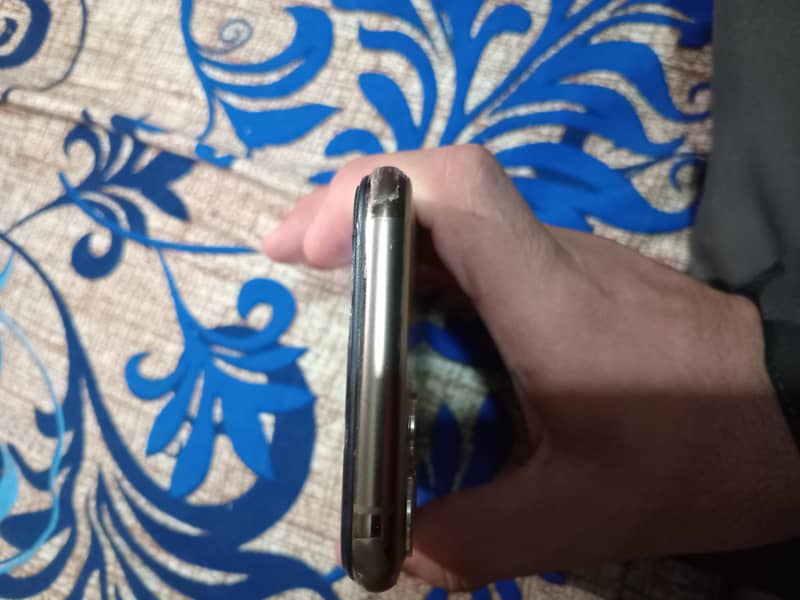 Apple iPhone 11 Pro 0