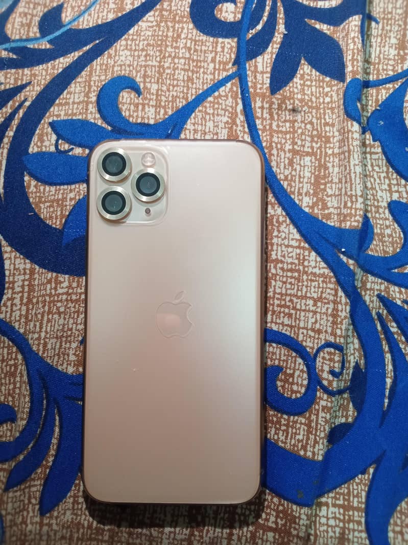 Apple iPhone 11 Pro 6