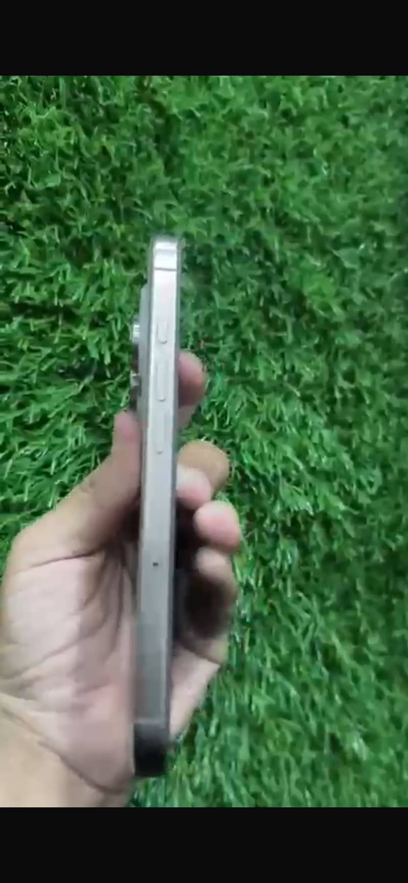 Apple iPhone 16 Pro Max 1