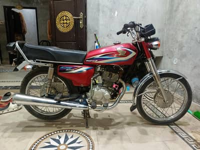 HONDA 125 2015 MODEL LUSH CONDITION