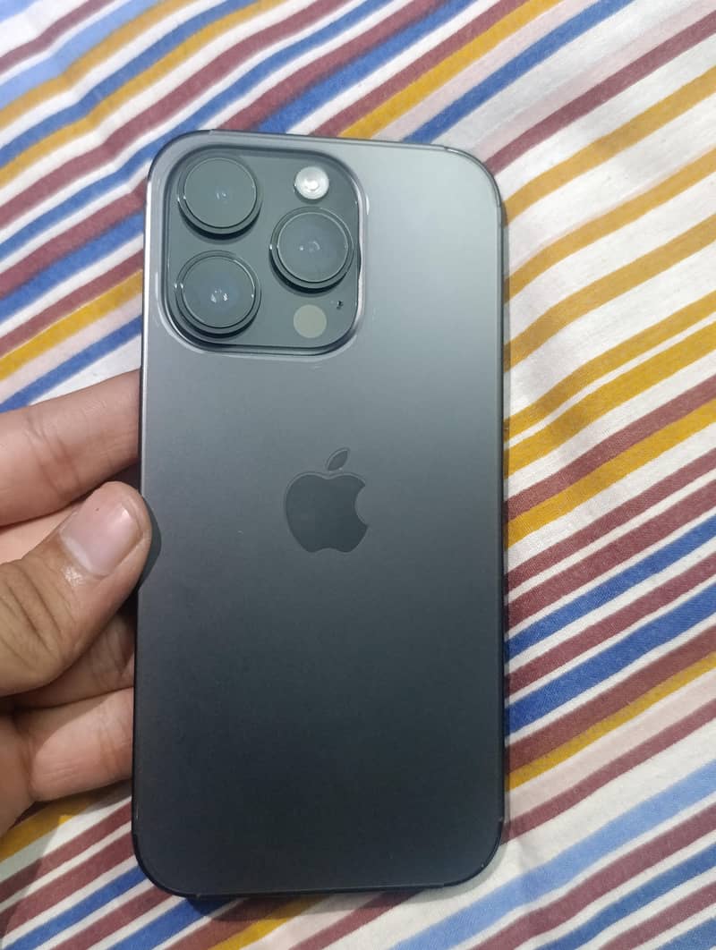 Apple iPhone 14 Pro 0