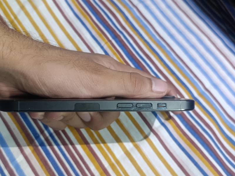 Apple iPhone 14 Pro 1