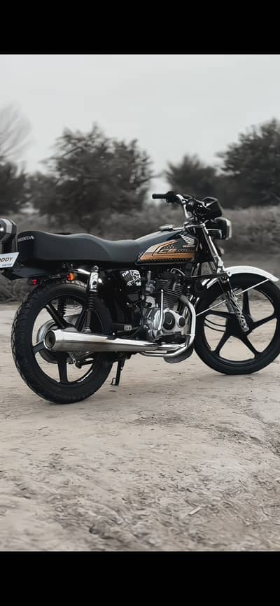 HONDA CG125  GOLD EDITION