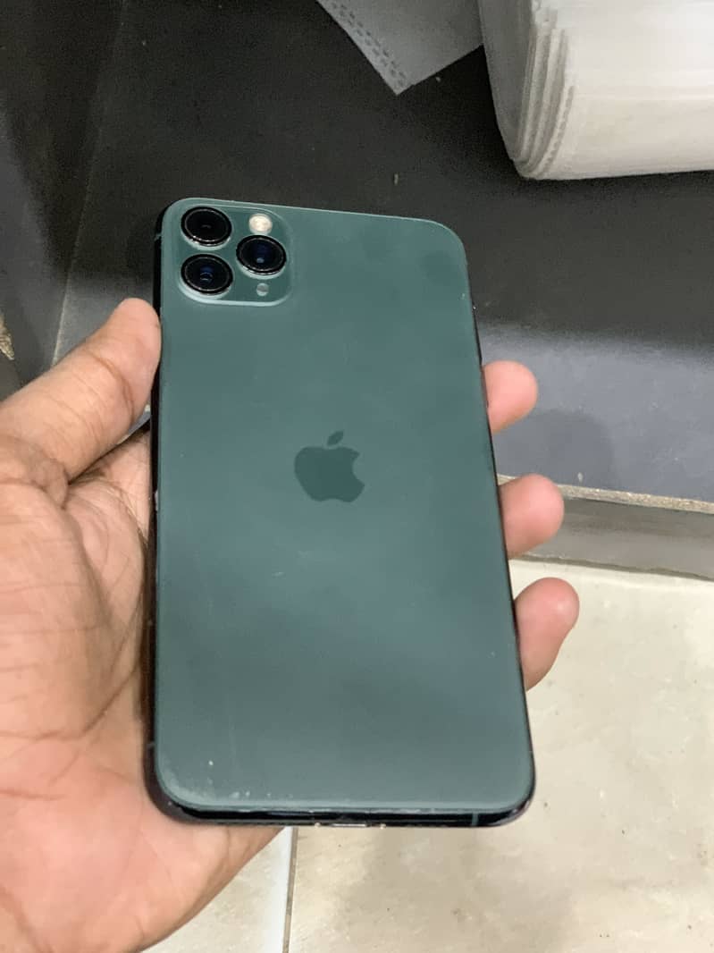 Apple iPhone 11 Pro Max 2