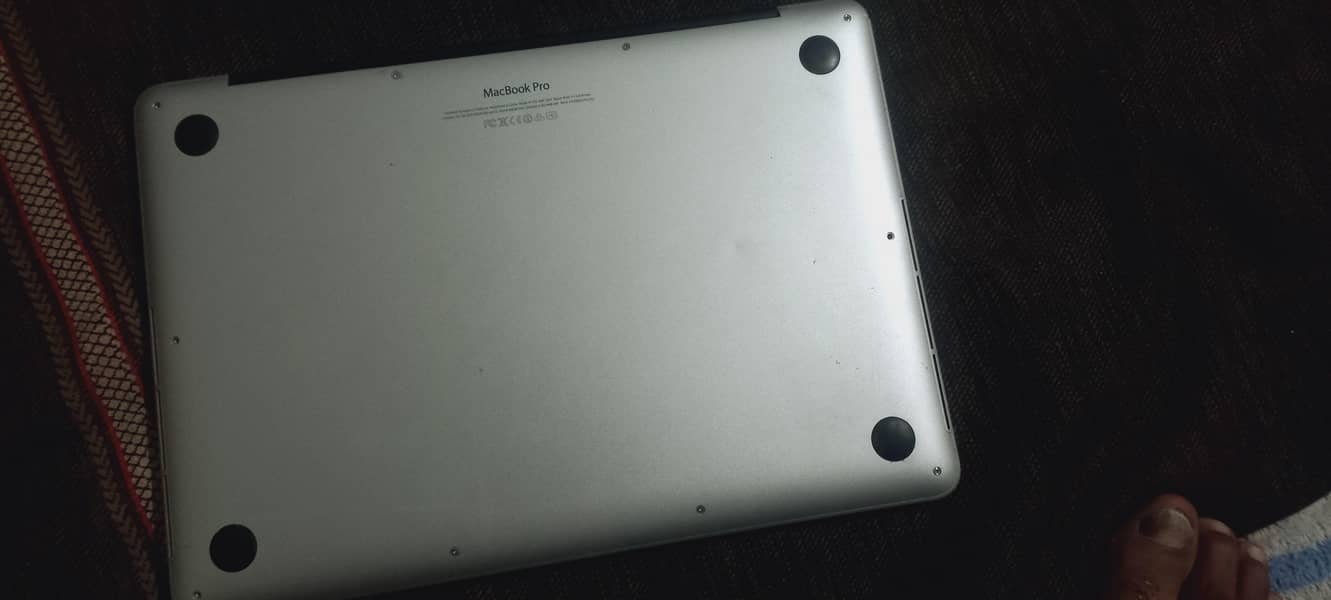 macbook pro 2