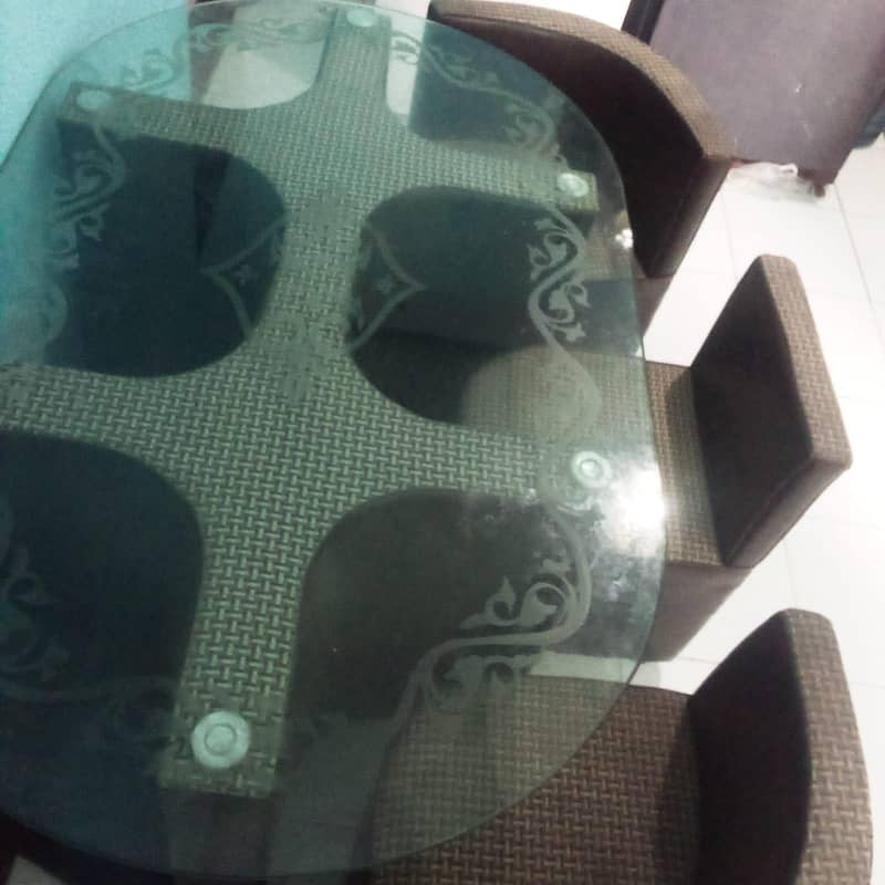 6 seater dining table 1
