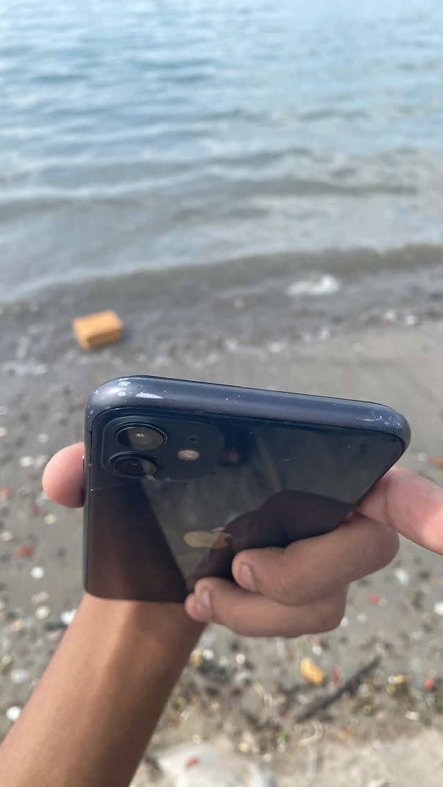 Apple iPhone 11 1