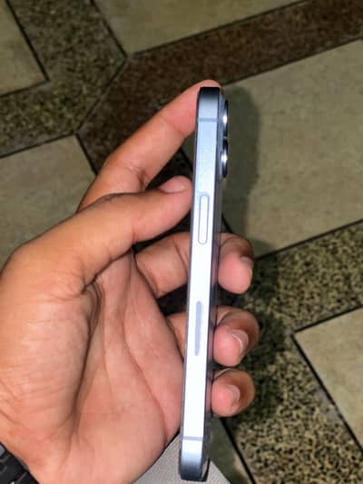 Apple iPhone 14