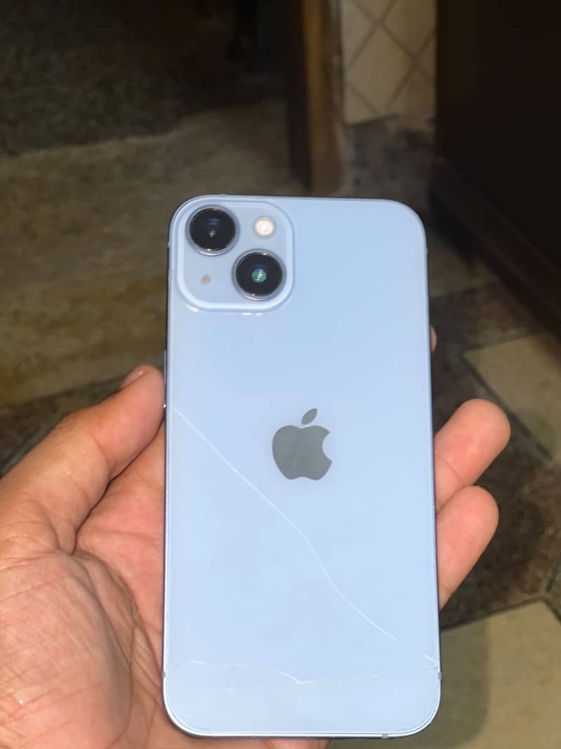 Apple iPhone 14 4