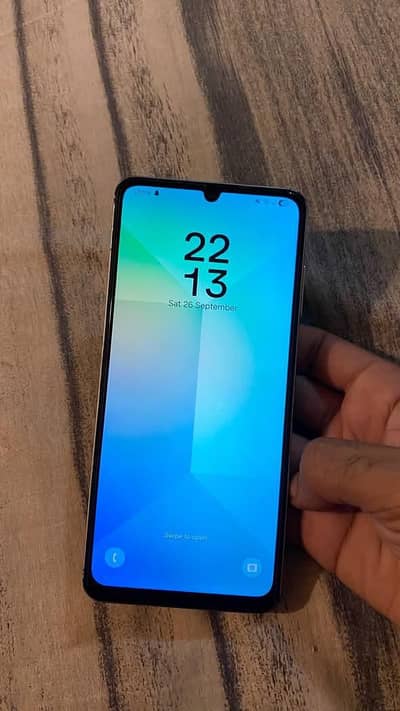 Samsung Mobile A06