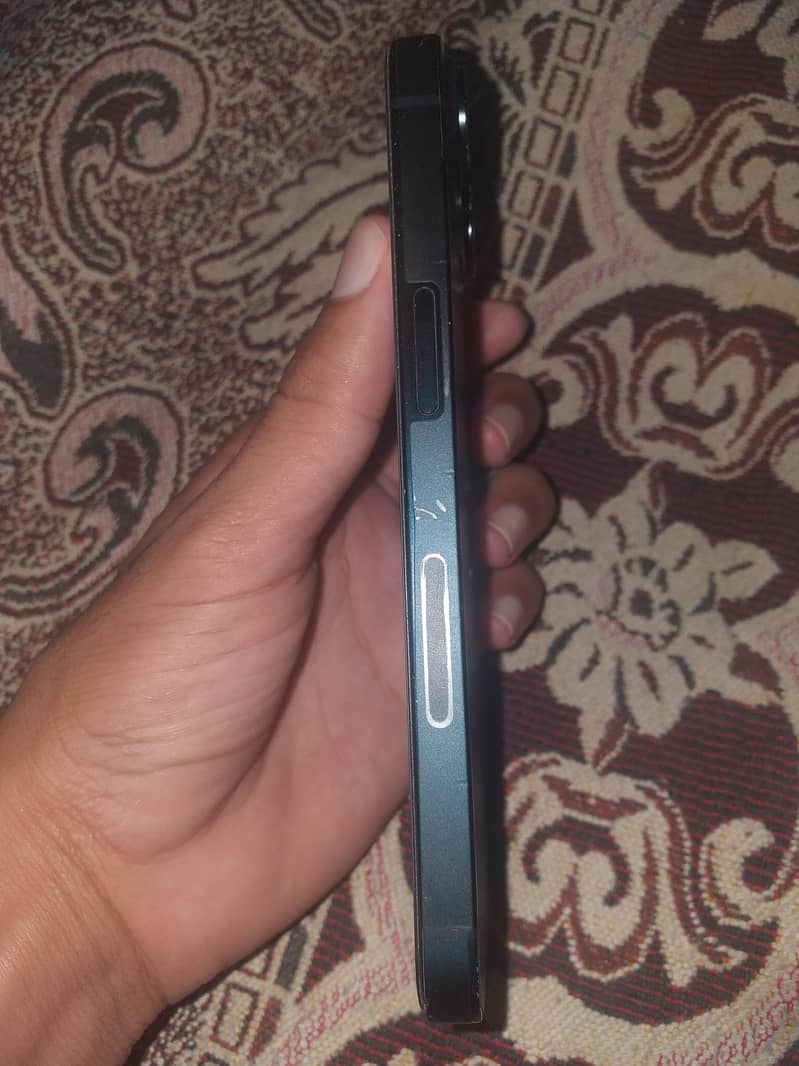 Apple iPhone 14 1