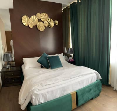 Luxury Two Bedroom Facing Park House
