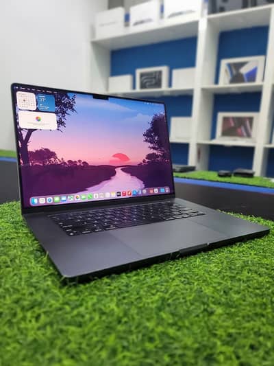 MACBOOK M3 Max 16inch