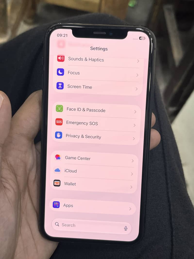 Apple iPhone 11 Pro 7
