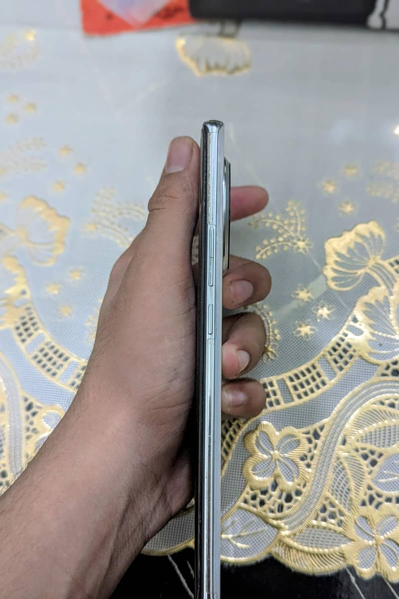 Tecno Spark 20 Pro Plus 3