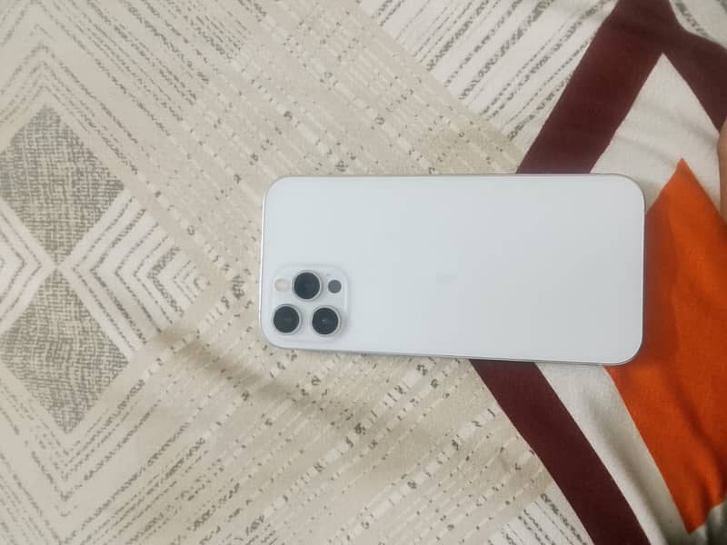 Apple iPhone 12 Pro Max 5