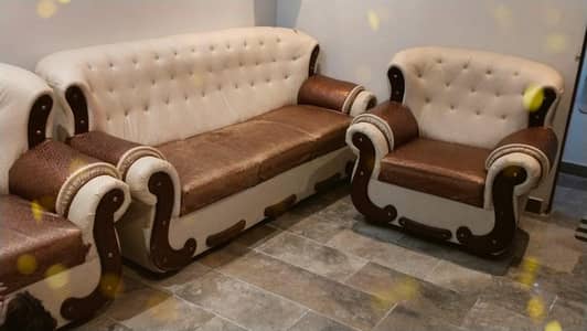 5 Seater Sofa set Condition Ok