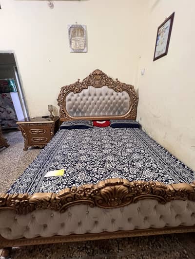 king size bed  WhatsApp +923.12. 0333.115