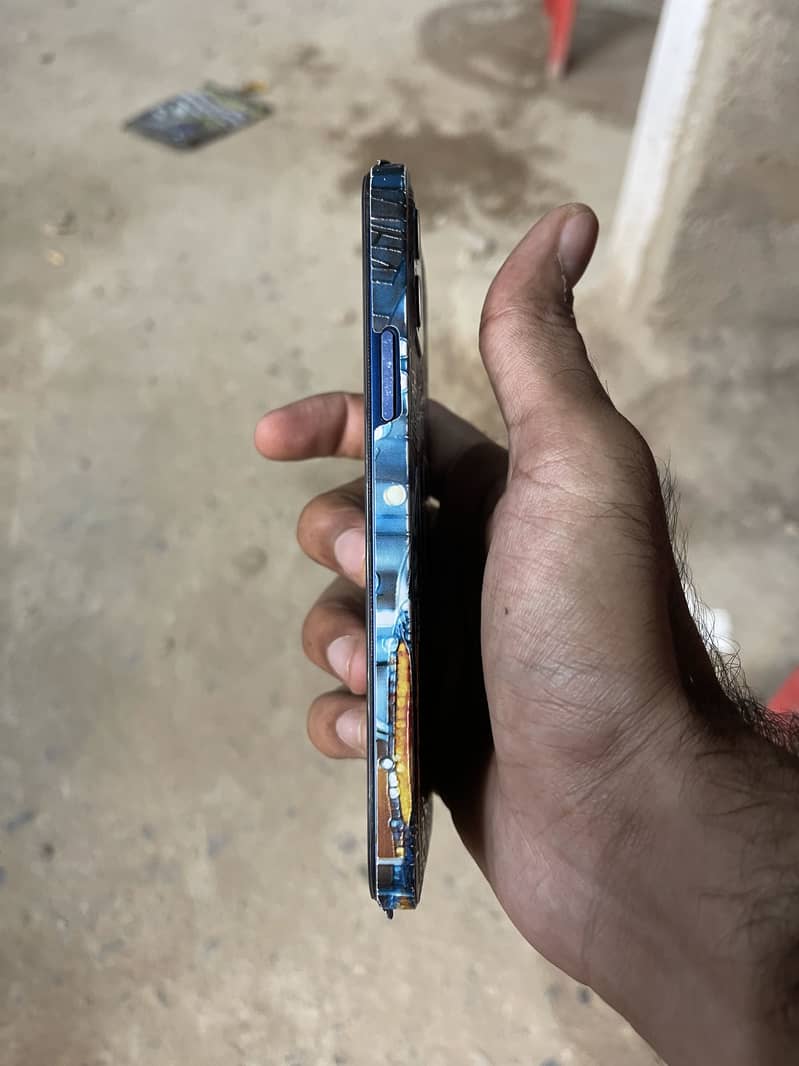 Apple iPhone 12 1