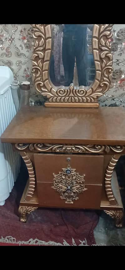 Royal bed