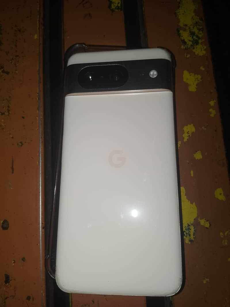Google Pixel 8 3