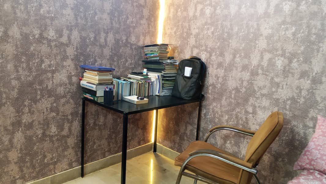black study table office table good condition 1