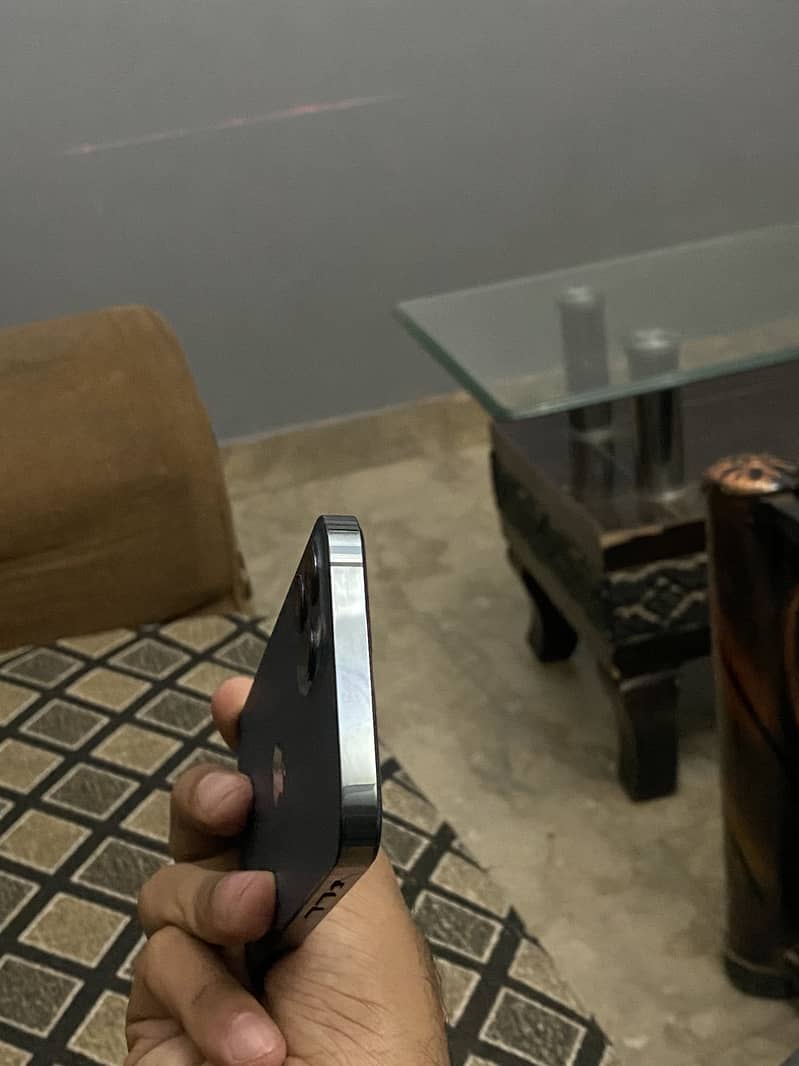 Apple iPhone 12 Pro 4