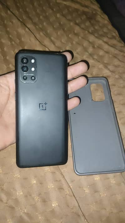 One Plus 9R