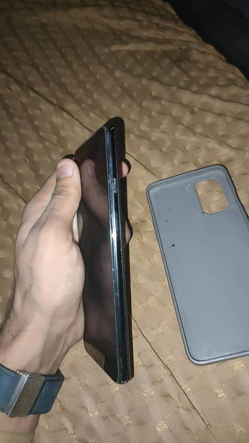 One Plus 9R 3