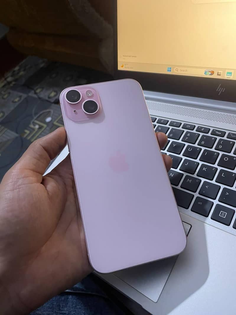 Apple iPhone 15 plus 8