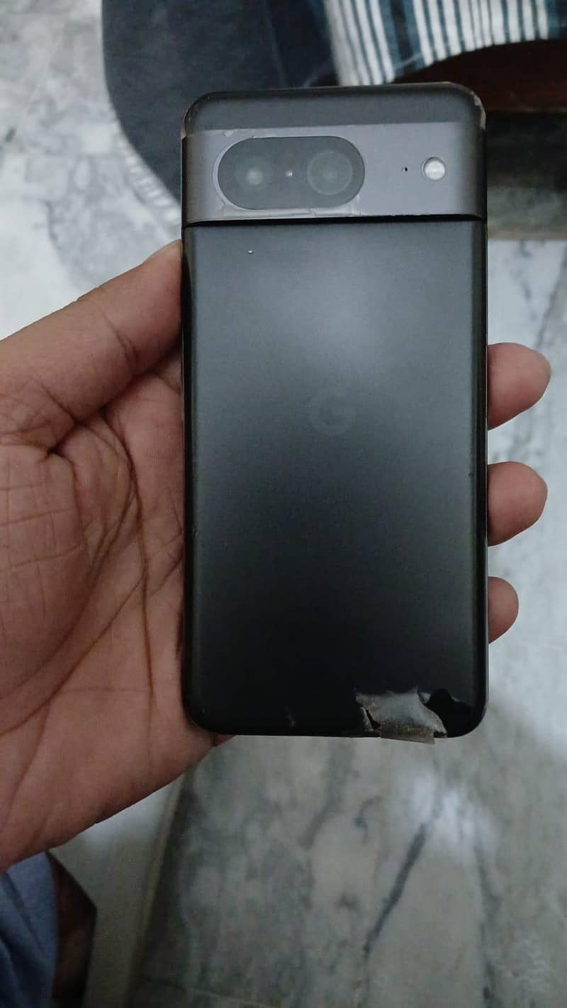 Google Pixel 8 1